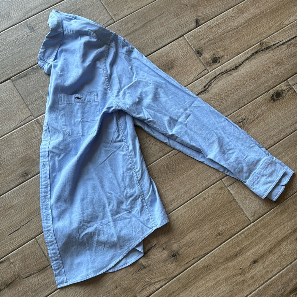 Vineyard Vines button down